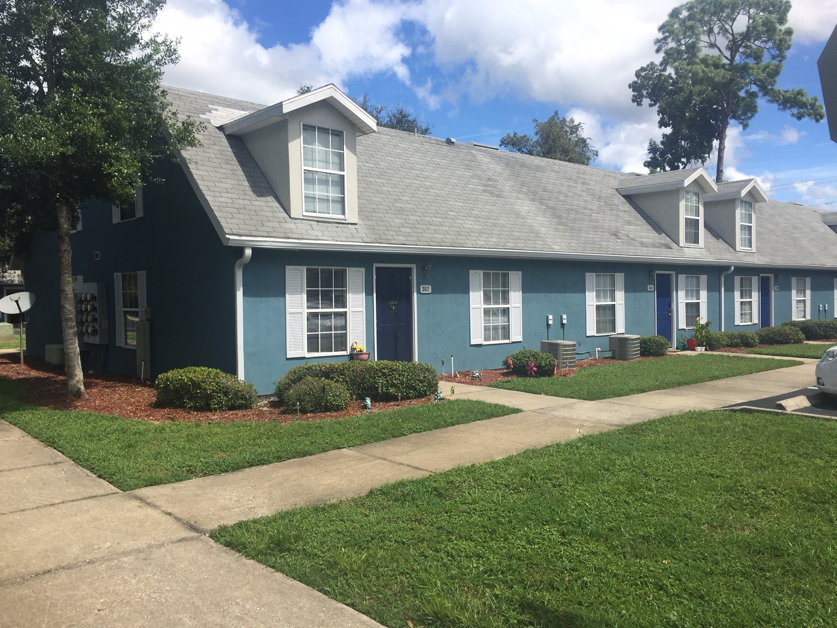 Carriage House Townhomes The Multifamily Advisory Group at Cushman